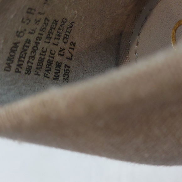 Chaps Women's Dakoba Linen Open Toe Espadrille Wedge - Picture 11 of 11